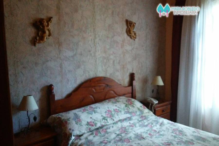 Valeria del Mar,Buenos Aires,Argentina,4 Bedrooms Bedrooms,2 BathroomsBathrooms,Casas,1252